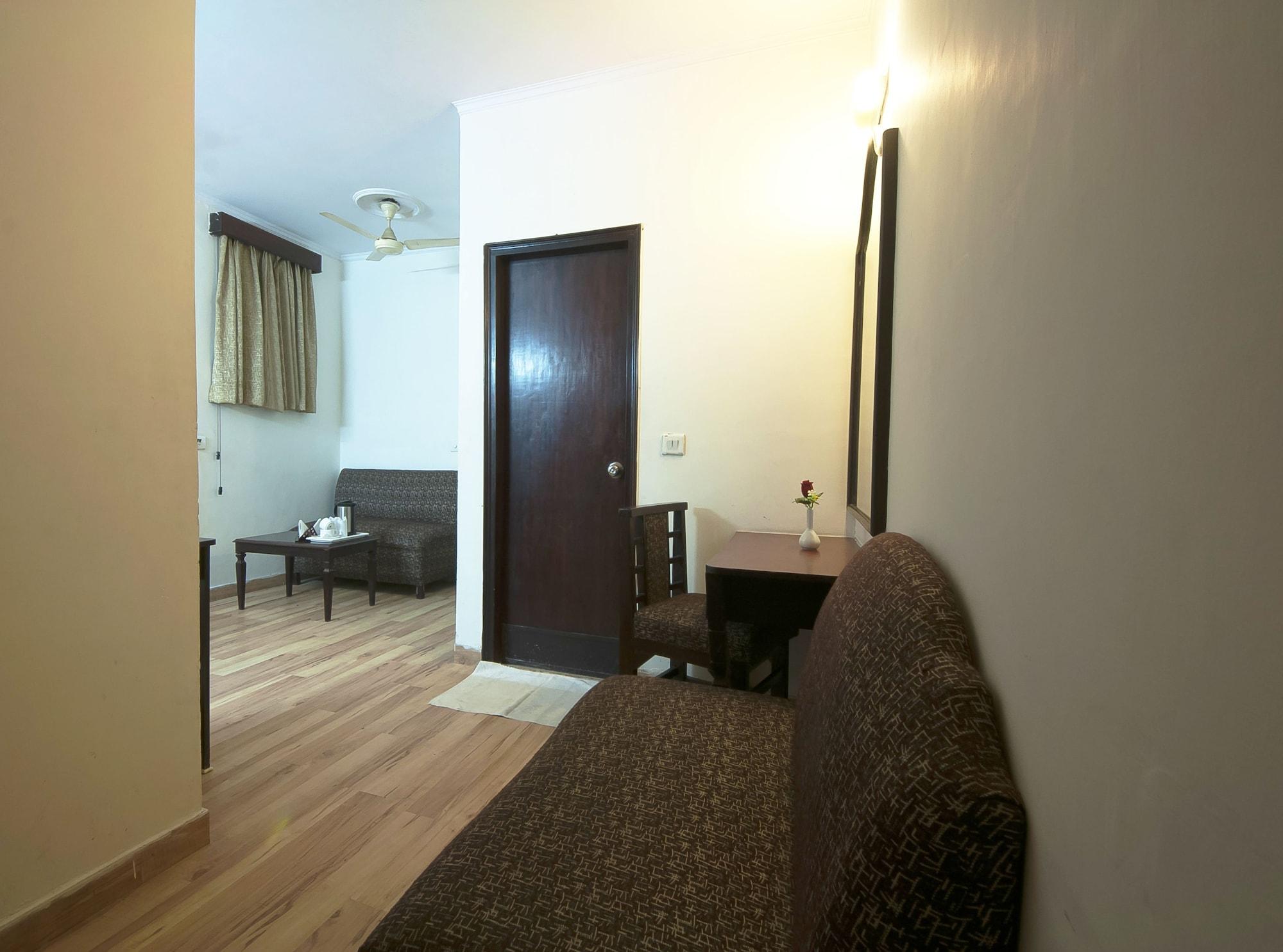 OYO 22154 Hotel Delhi Darbar Exterior foto