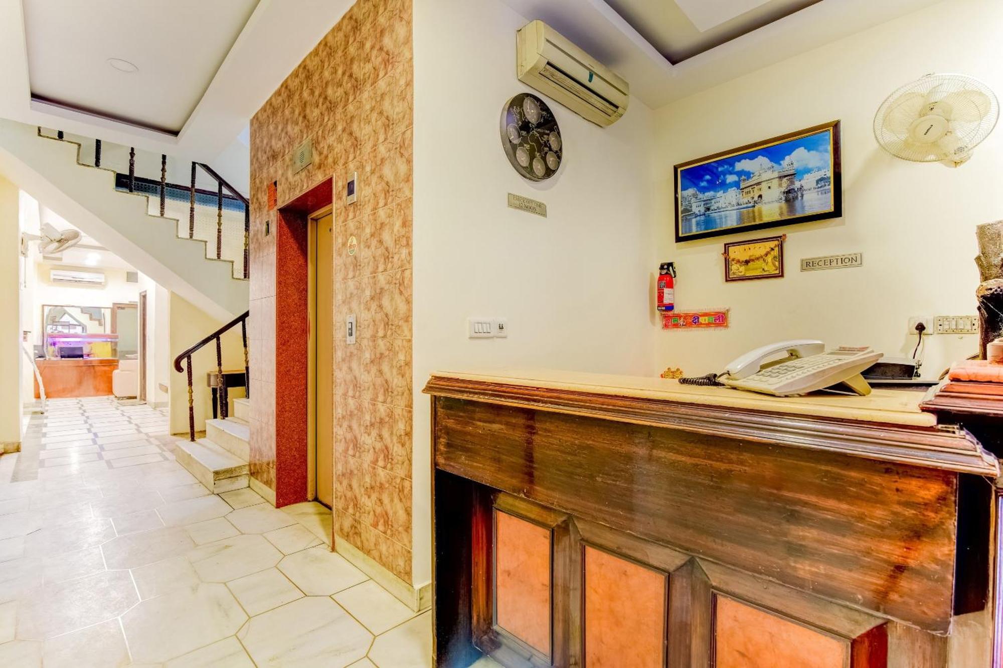 OYO 22154 Hotel Delhi Darbar Exterior foto