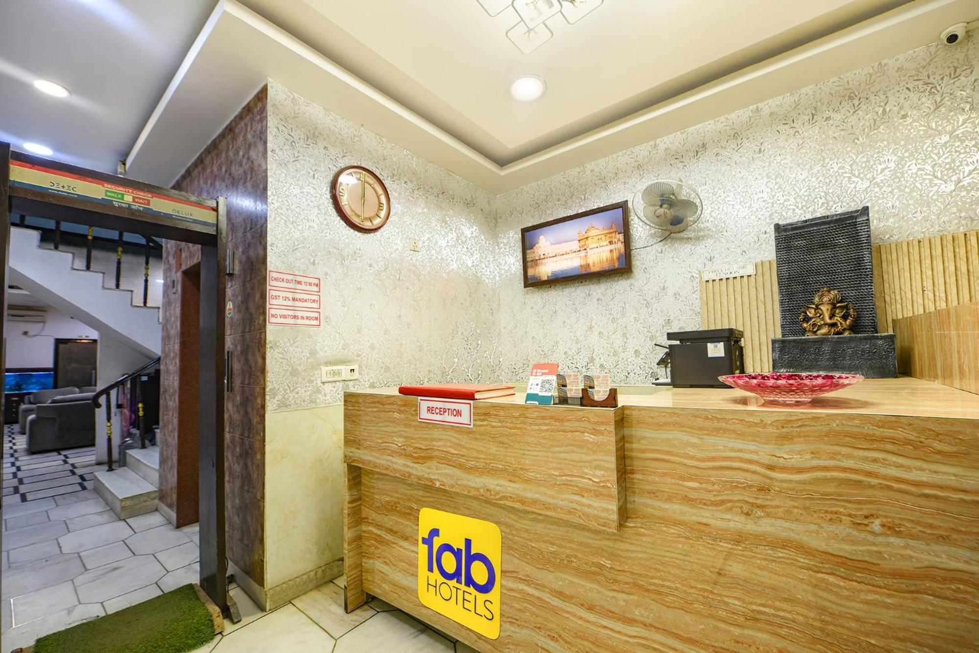 OYO 22154 Hotel Delhi Darbar Exterior foto